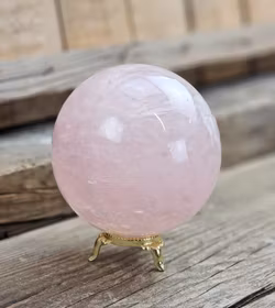 Rosenkvarts, klot #12 -30% p.g.a. skada/annat