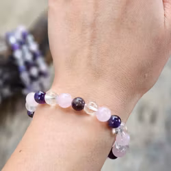 Ametist, Rosenkvarts & Bergkristall mix, armband 8mm runda pärlor