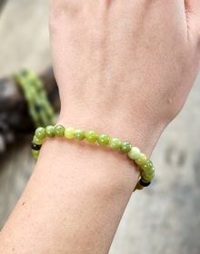 Nefrit Jade extra, armband 6mm runda pärlor