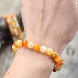 Honungsjade mix, armband 8mm runda pärlor