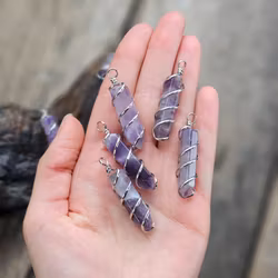 Ametist spiral, silverpläterat hänge