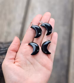 Stor Måne Svart Obsidian, silverpläterat hänge