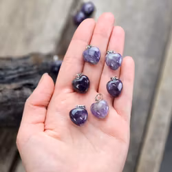 Ametist bulligt hjärta, silverpläterat hänge