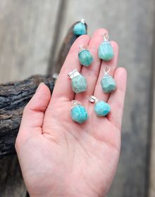 Amazonit facetterad droppe, silverpläterat hänge