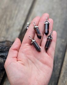 Oxöga polerad spets, silverpläterat hänge