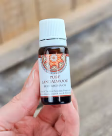 Goloka Aromaolja – Pure Sandalwood (Sandelträ), doftolja (10 ml)