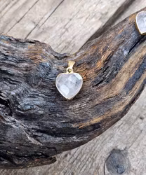 Bergkristall facetterat hjärta, guldpläterat hänge