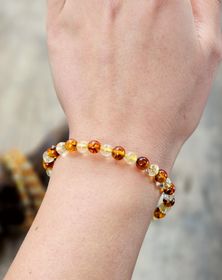 Bärnsten & Citrin mix, armband 6mm runda pärlor