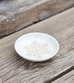 Rökelsehållare i keramik med snöflinga