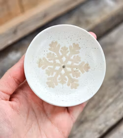 Rökelsehållare i keramik med snöflinga