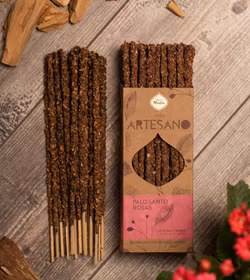 Sagrada Madre Artesano x 1 line - Palo Santo med Rosor, rökelsepinne styckvis