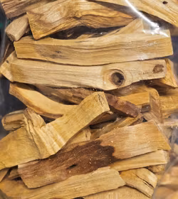 Palo Santo (Heligt trä), storpack 500 gram fynd -60% ojämna former