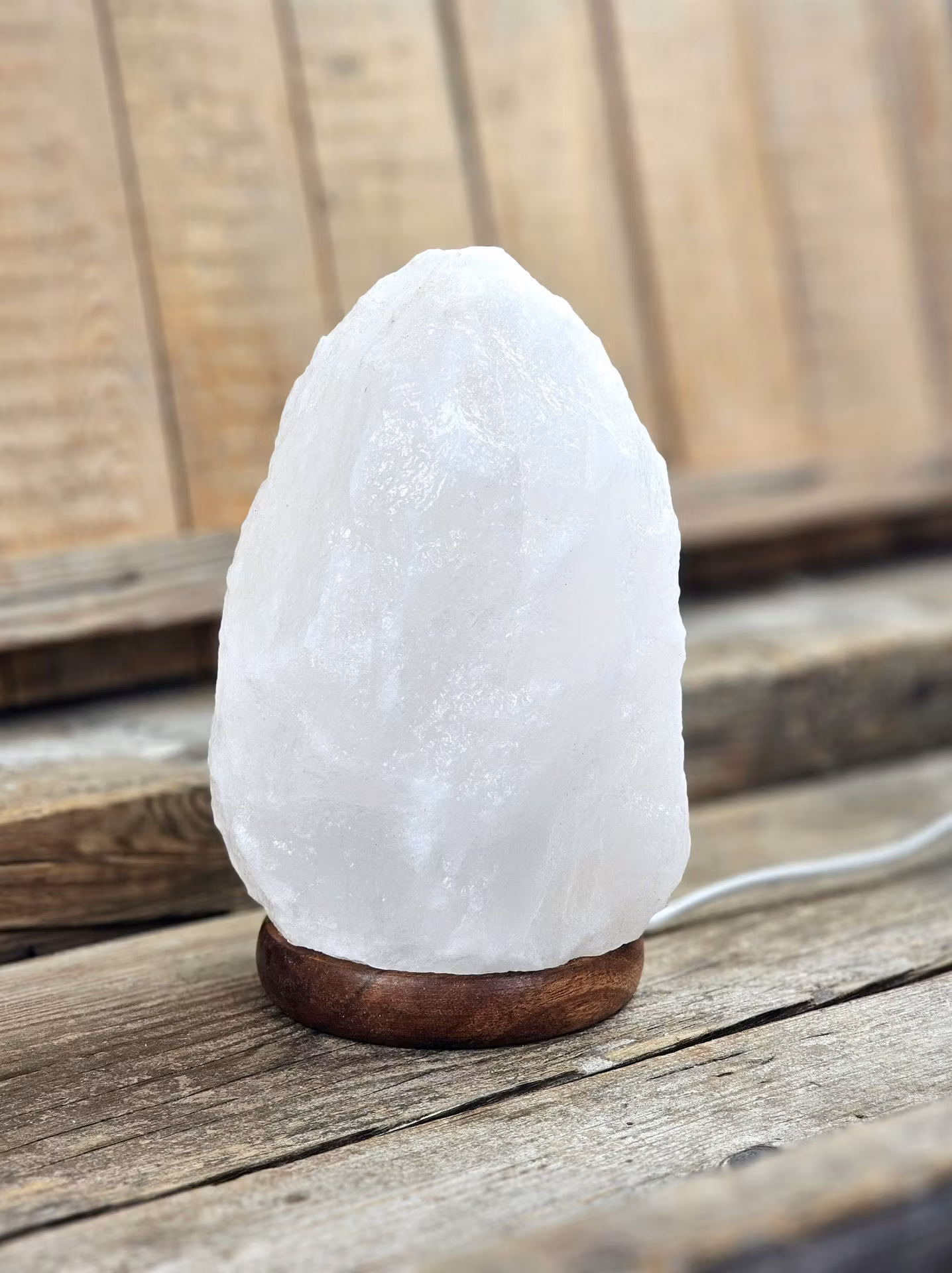 Himalaya Saltkristall, lampa vit -50% **B-kvalité** GULA inslag! + ev skada/annat