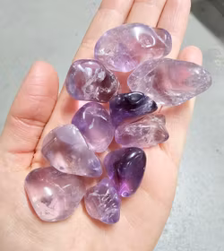 Ametist, trumlad -50% fyndexemplar sprickor (se bild)