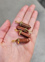 Guldfluss polerad spets, guldpläterat hänge -30% fyndexemplar (Obs! Syntetisk!)