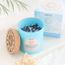 Stjärnteckenljus Fiskarna (Pisces) - Gardenia, Zodiac doftljus med Sodalit 21h