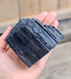 Svart Turmalin rå XL #13