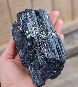 Svart Turmalin rå XL #19