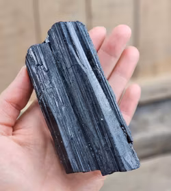 Svart Turmalin rå XL #24