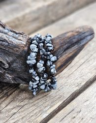 Snöflingeobsidian, chipsarmband