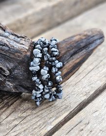 Snöflingeobsidian, chipsarmband