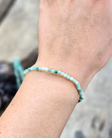 Smaragd, armband 3mm facetterade pärlor
