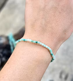 Smaragd, armband 3mm facetterade pärlor