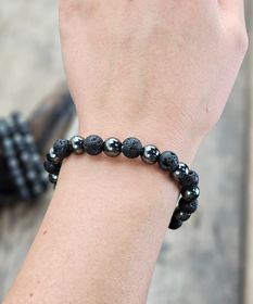 Lavasten & Hematit mix, armband 8mm runda pärlor