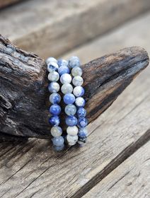 Sodalit med Kalcit, armband 8mm runda pärlor