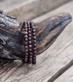 Granat, armband 6mm runda pärlor