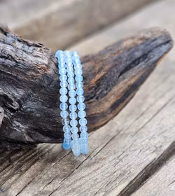 Akvamarin extra, armband 4mm runda pärlor