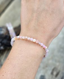 Blomsteragat, armband 4mm runda pärlor