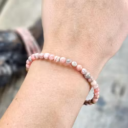 Rodokrosit, armband 4mm runda pärlor