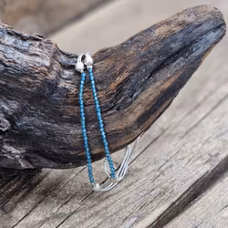 Blå Topas extra, armband 3mm facetterade pärlor macramé