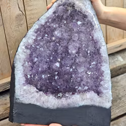 Ametistgrotta 15,2 kg