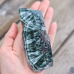 Serafinit, stor polerad skiva #1