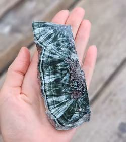 Serafinit, stor polerad skiva #1