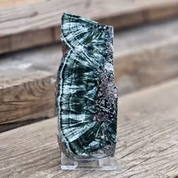 Serafinit, stor polerad skiva #1