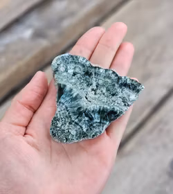 Serafinit, polerad skiva #6