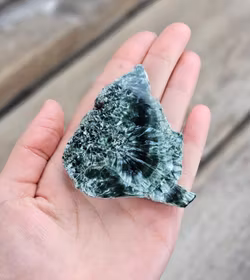 Serafinit, polerad skiva #7