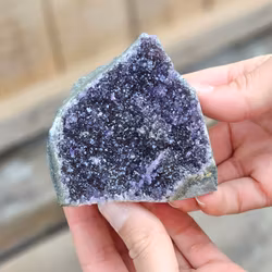 Ametistkluster, stående #59