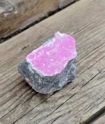 Rosa Koboltkalcit rå sten/kluster #1