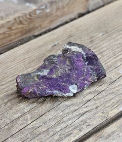 Purpurit rå sten #8