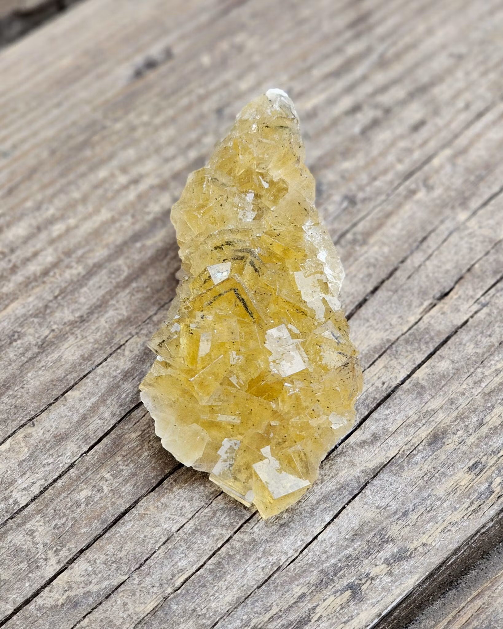 Gul Fluorit, kluster #9