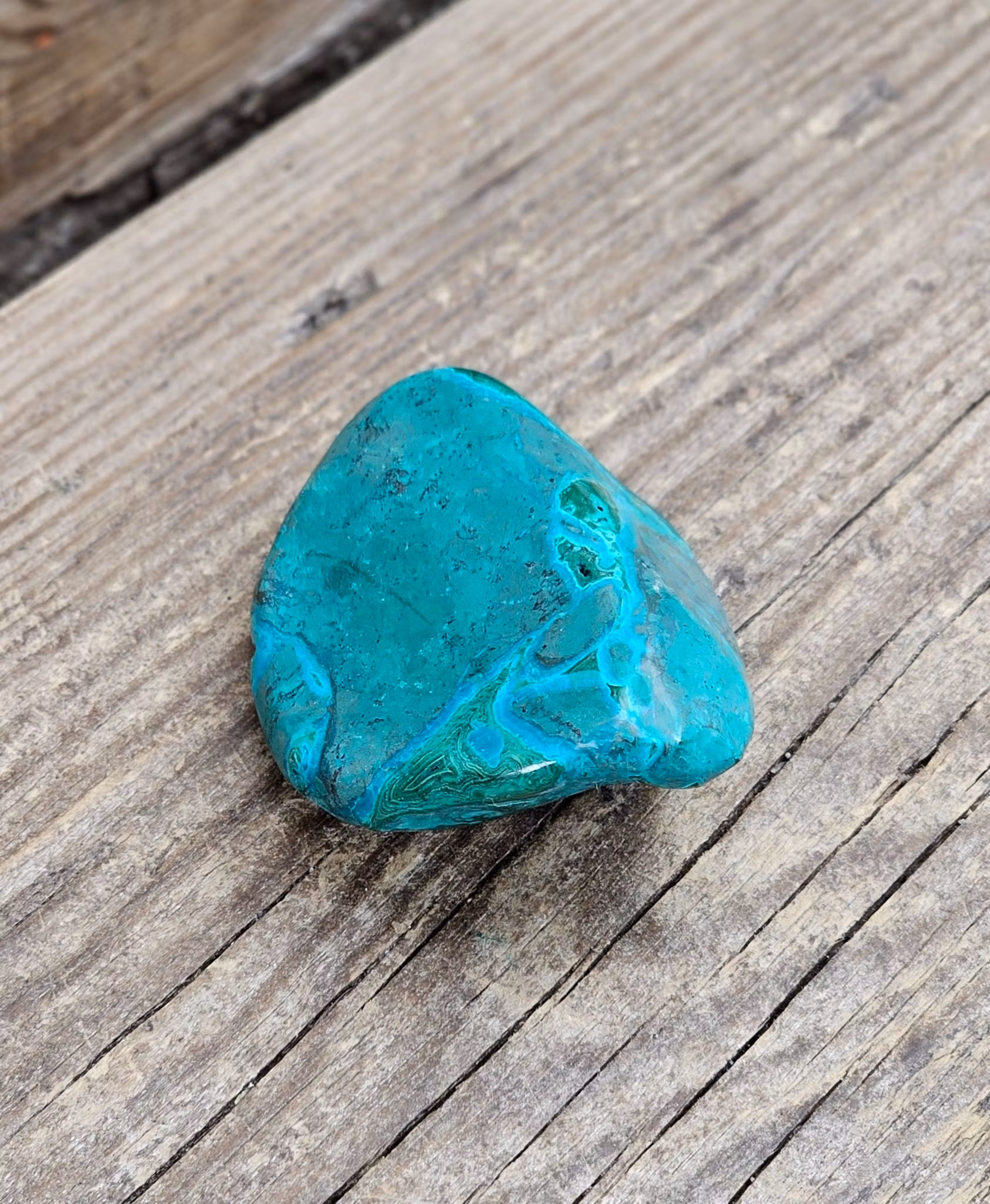 Malakolla polerad friform