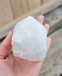 Stående spets, Bergkristall (mjölkig) #6