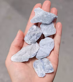 Blå Kvarts, liten rå -75% FYND ljusare/svagare färg