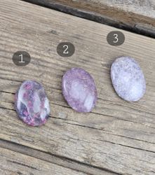 Lepidolit, touchstone #1-3