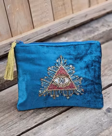 Broderad necessär, Eye of Providence