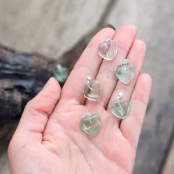 Grön Fluorit hjärta, silverpläterat hänge